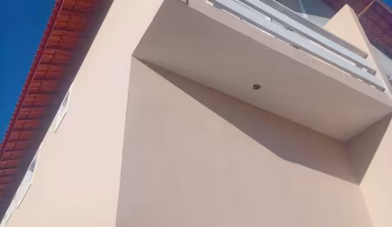 Ótima casa a venda com 2 dormitórios,  possível ampliar no térreo(subsolo)