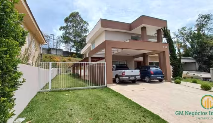Casa estilo clean, nova e sofisticada, mobiliada, no Melhor Condomínio