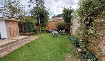 Casa térrea na City Butantã ao lado da USP com 250 m2 e 520m2 terreno