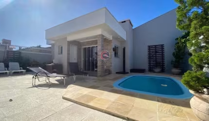 Casa a venda em capão novo