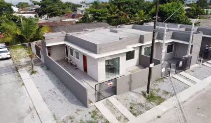 Casa à Venda: 2 Quartos, 1 Banheiros, 1Vagas - 60m² a partir de R$ 420.000!