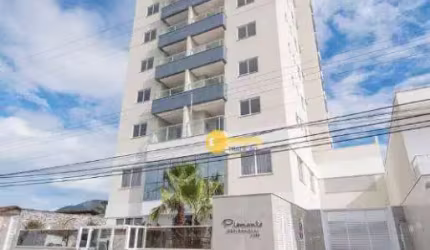 APARTAMENTO LINDO. TOTALMENTE MOBILIADO COM AMPLO TERRAÇO