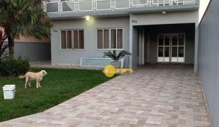 CASA COM 03 DORMITÓRIOS NO SÃO JUDAS.