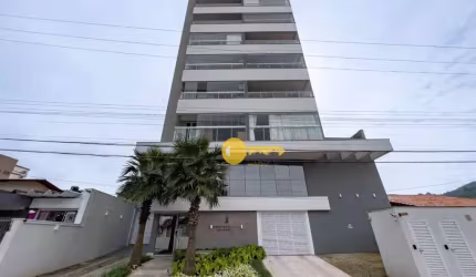 Apartamento no Fazenda com 1 suíte + 1 dormitório