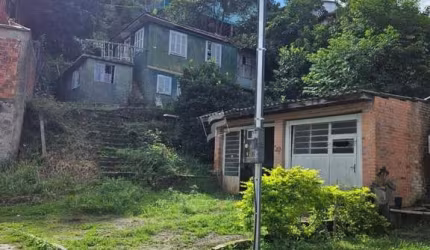 Terreno à venda no Cristo Redentor, Caxias do Sul  por R$ 190.000