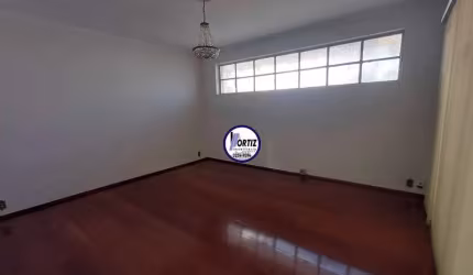 Casa no Bairro JARDIM NASRALLA na cidade de  BAURU;