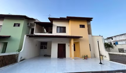 casa moderna e com um amplo espaço
