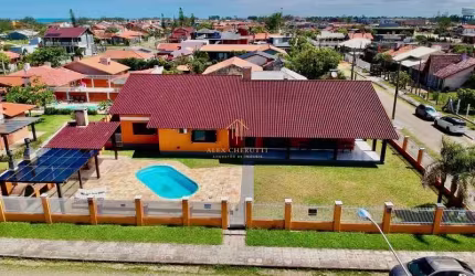 Casa maravilhosa e espaçosa perto do mar