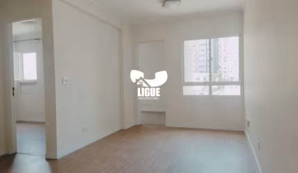 Apartamento com 3 quartos para alugar na Rua Adolfo Bastos, 284, Vila Bastos, Santo André por R$ 2.700