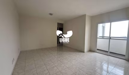 Apartamento com 3 quartos para alugar na Rua Pacajás, 120, Vila Pinheirinho, Santo André por R$ 2.600