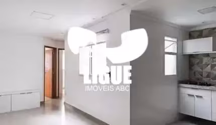 Casa em condomínio fechado com 2 quartos para alugar na Rua Jaguarão, 476, Campestre, Santo André por R$ 3.000