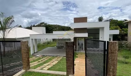 LINDA CASA EM CONDOMÍNIO FECHADO. VALE DO LUAR JABOTICATUBAS