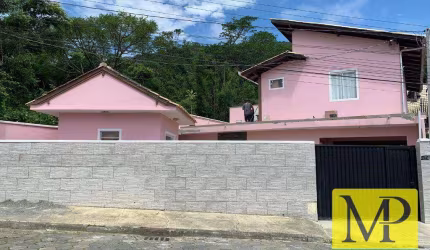 Sobrado com 5 dormitórios à venda, 370 m² por R$ 1.360.000,00 - Armação - Penha/SC