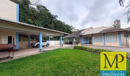 Casa com 8 dormitórios à venda, 300 m² por R$ 3.750.000 - Centro - Penha/SC