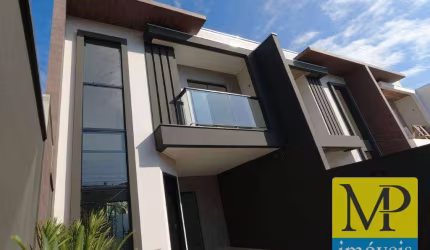Sobrado com 3 dormitórios à venda, 113 m² por R$ 789.000,00 - Armação - Penha/SC