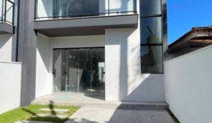 Sobrado com 3 dormitórios à venda, 122 m² por R$ 790.000,00 - Centro - Penha/SC