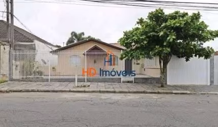 Casa com terreno com 4 quartos à venda, 258 m² por R$ 676.000 - Novo Mundo - Curitiba/PR