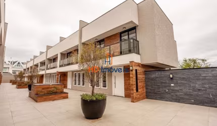 Sobrado com 3 dormitórios à venda, 294 m² por R$ 2.242.255,92 - Santo Inácio - Curitiba/PR
