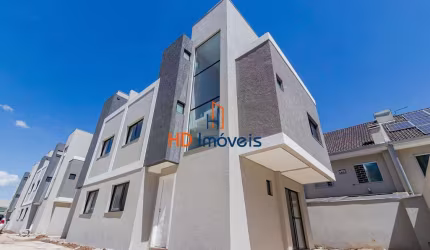 Sobrado com 3 dormitórios à venda, 105 m² por R$ 639.000,00 - Uberaba - Curitiba/PR
