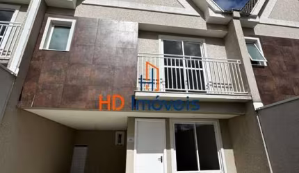 Sobrado frente para rua com 3 dormitórios à venda, 117 m² por R$ 648.900 - Santa Cândida - Curitiba/PR