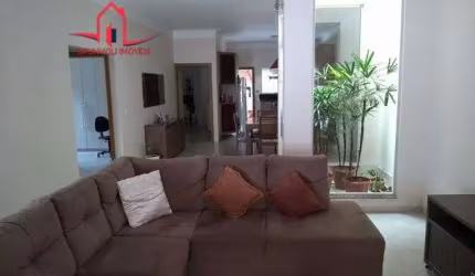 Casa Padrão para Venda em Jardim Ipanema Jundiaí-SP