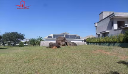 Terreno para Venda em Condomínio Villaggio Paradiso Itatiba-SP