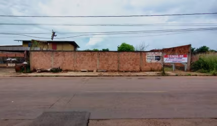 TERRENO EM AVENIDA PRINCIPAL DO BAIRRO NOSSA SENHORA DAS GRAÇAS