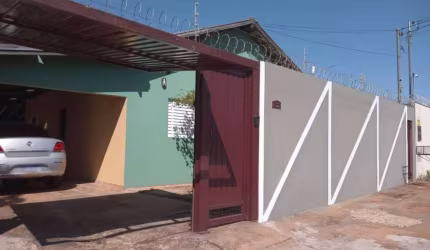 Casa com Piscina no Estrela Dalva