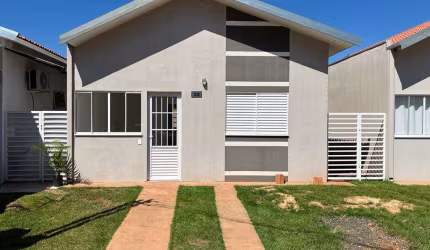 Casa com 2 quartos à venda na Rua Pocrane, 222, Vila Nasser, Campo Grande por R$ 220.000