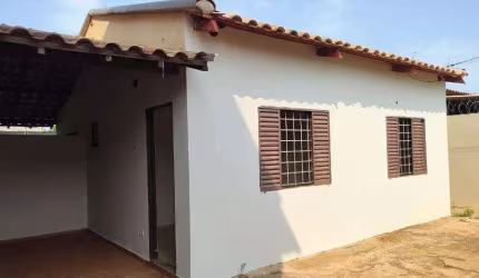Casa com 2 quartos à venda na Antonio da Silva Bartuira, 500, Parque Residencial dos Girassóis, Campo Grande por R$ 340.000