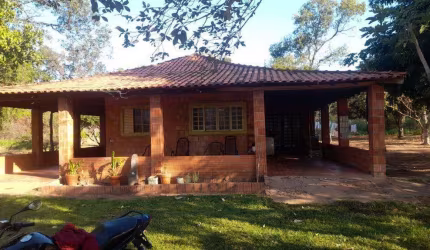 Fazenda à venda na zona rural, 74, Zona Rural, Bandeirantes por R$ 480.000