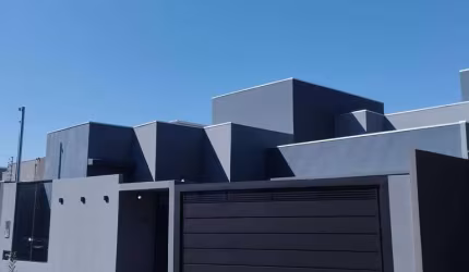 Casa Alto Padrão com 4 Quartos no Água Limpa Park