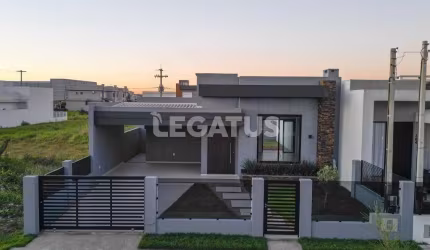 Casa com 3 quartos à venda na Cristóvão Colombo, 382, Guarani, Capão da Canoa por R$ 890.000
