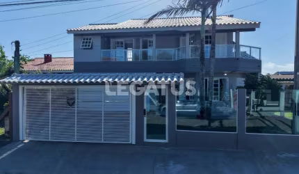 Casa com 4 quartos à venda na Casseteria, 327, Rainha do Mar, Xangri-Lá por R$ 1.200.000