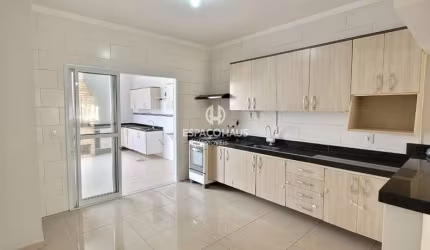 Casa em condomínio fechado com 3 quartos para alugar na Mutambo, Jardim Panorama, Indaiatuba por R$ 4.500