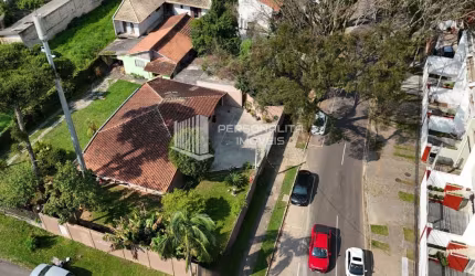 Excelente Terreno para Investimento - Esquina à Venda na Rua Júlia Wanderlei