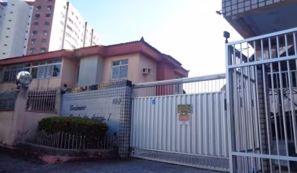 Apartamento à venda, 2 quartos, 1 suíte, 1 vaga, Fátima - Fortaleza/CE