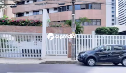 Apartamento à venda com 3 suítes, 3 vagas