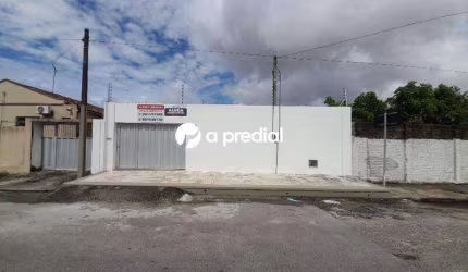 Casa Comercial para aluguel, 1 vaga, Messejana - Fortaleza/CE