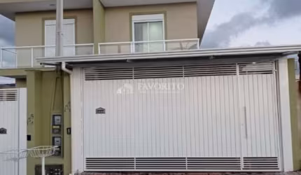 Casa 3 dormitórios em Atibaia, SP
