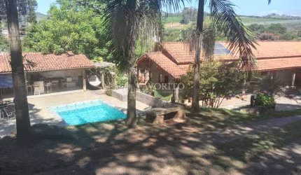 Casa/Chácara à venda no Bairro Canedos em Piracaia
