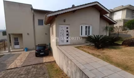 Sobrado em Condomínio à venda em Atibaia/SP