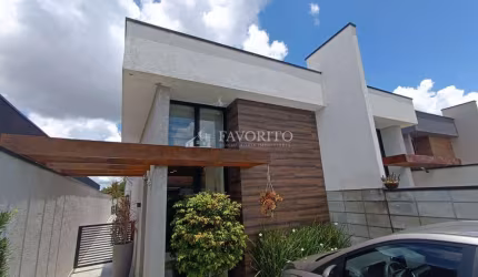 Casa Térrea com Piscina à venda no Jardim dos Pinheiros em Atibaia/SP