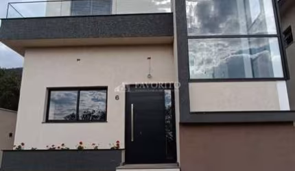 Sobrado em Condomínio à venda no bairro Itapetinga em Atibaia/SP