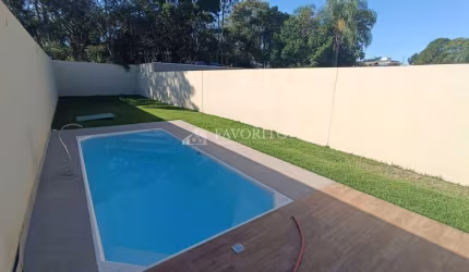Sobrado com Piscina à venda no Jardim Paulista em Atibaia/SP