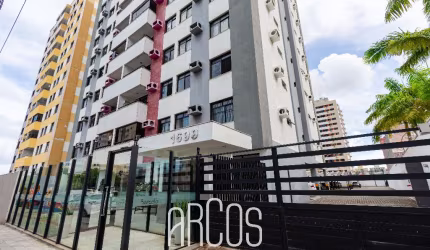 Apartamento no Edifício Barcelona, Luzia, 3 quartos, 105m²