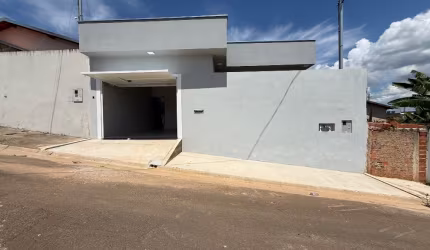 Linda casa a venda em Jacutinga -MG