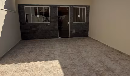 Ótima casa a venda em Jacutinga-MG