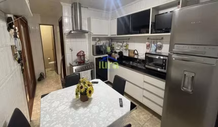 Casa à venda 2 Quartos, 10 Vagas, 370M², Jardim das Flores, Osasco - SP