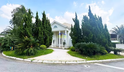 Belíssima casa de esquina à venda de 1000 M² , 5 suítes, elevador, piscina, gourmet integrado, 8 va
